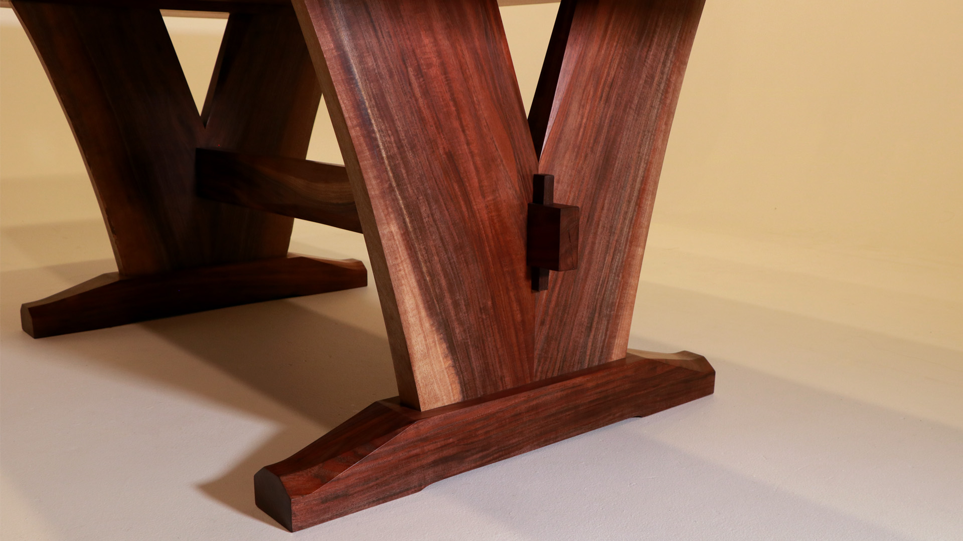 Trestle Dining Table detail